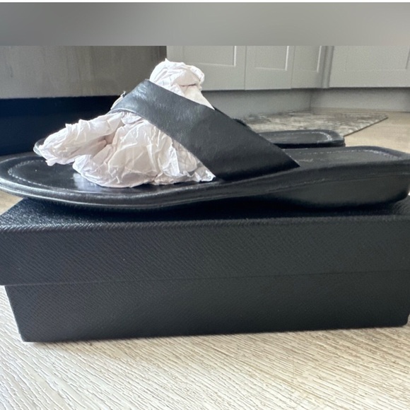 PRADA Calfakin Leather thong slides - Picture 2 of 8